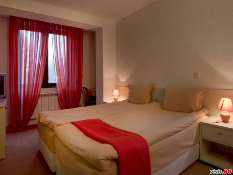 Hotel Temenuga Panichishte Ngoại thất bức ảnh